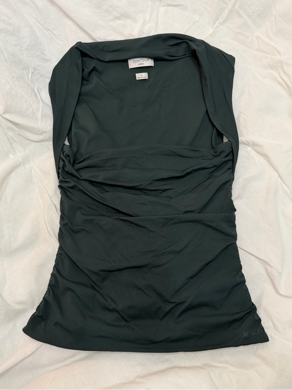 Aritzia contour flourish top - green